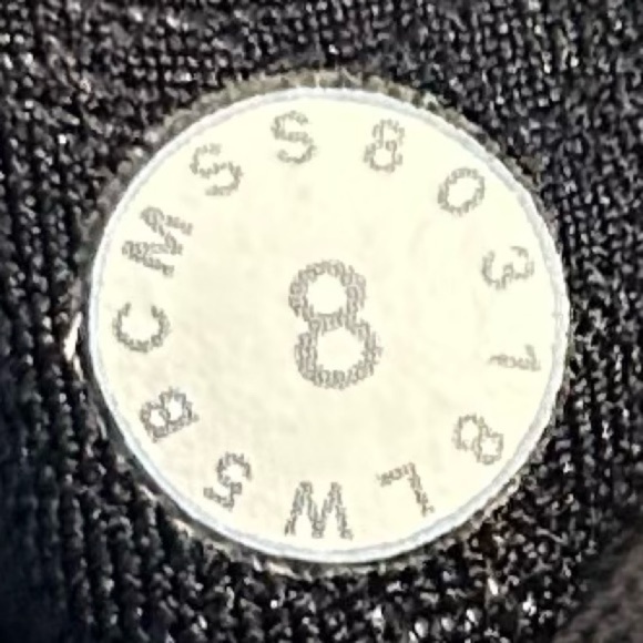 Lululemon Wake & Train Tight *28" in Black/Flowerescent Multi - Size 8 - Picture 10 of 12